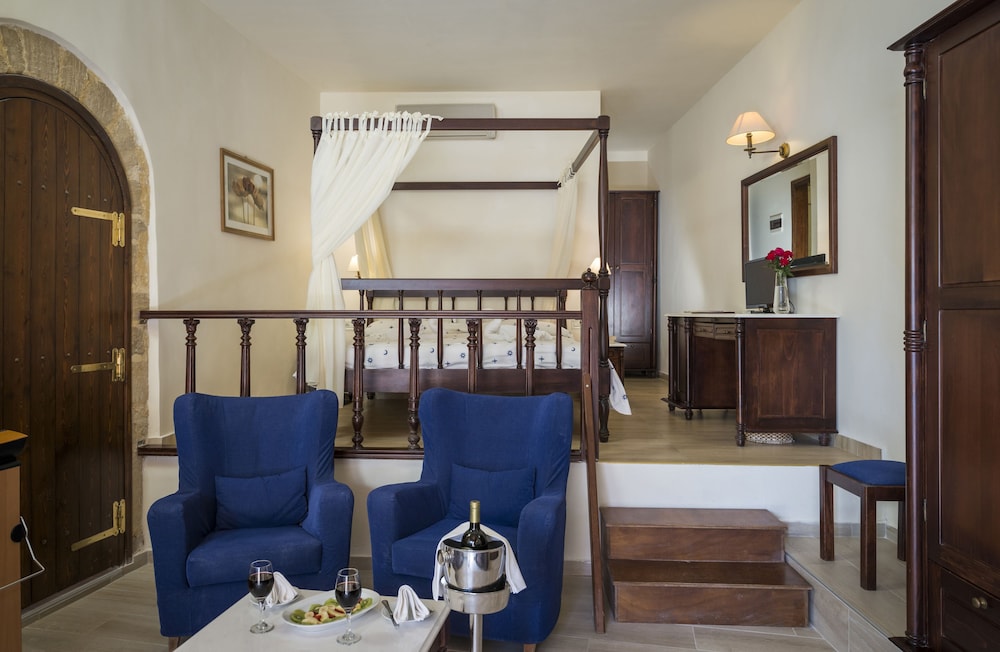

Palermo - Kolimbari - Spilia Village Hotel & Villas