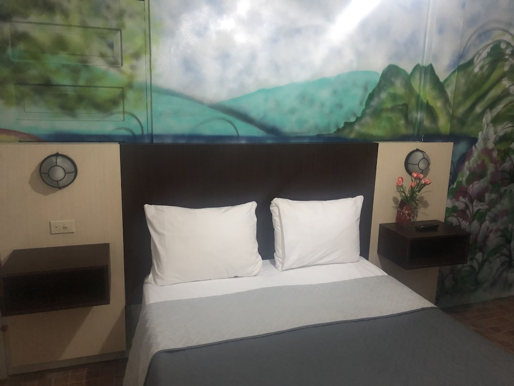 

Trieste - Belize City - Best Time Inn Hotel - Car Rental