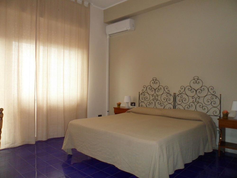 

Perugia - Giardini Naxos - Hotel Panorama di Sicilia