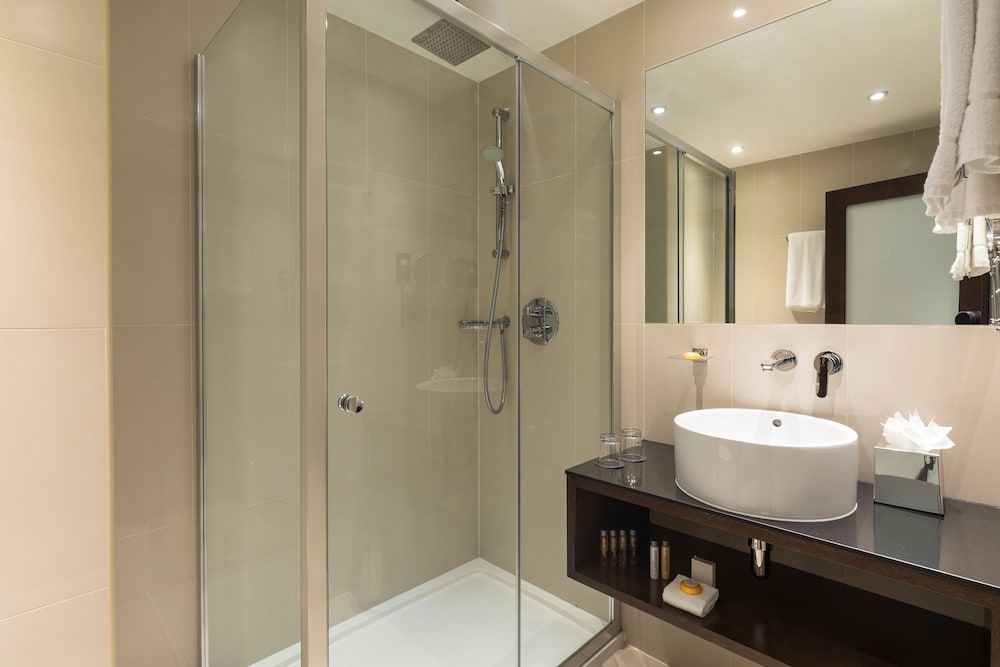 

Venezia - West Drayton - Park Grand Heathrow