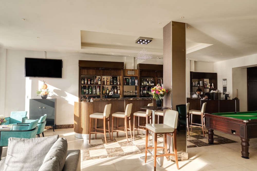 

Pisa - Londra, Aeroporto di London Heathrow - Park Grand Heathrow