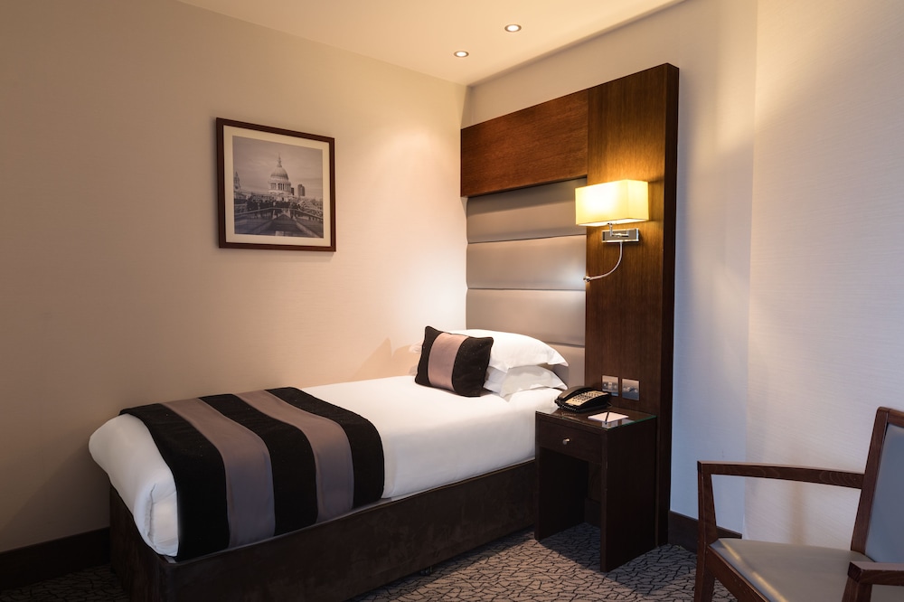 

Venezia - West Drayton - Park Grand Heathrow