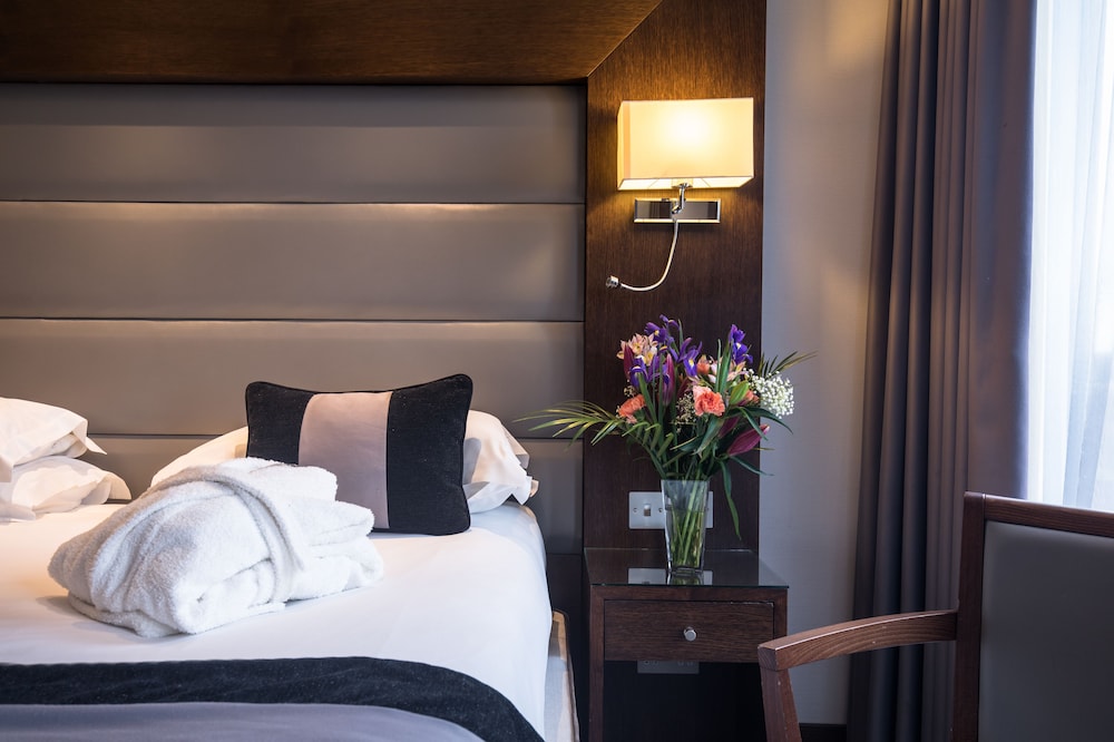

Venezia - West Drayton - Park Grand Heathrow