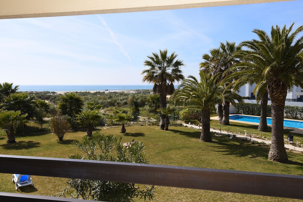

Bologna - Altura - Praia da Lota Resort – Beachfront Hotel