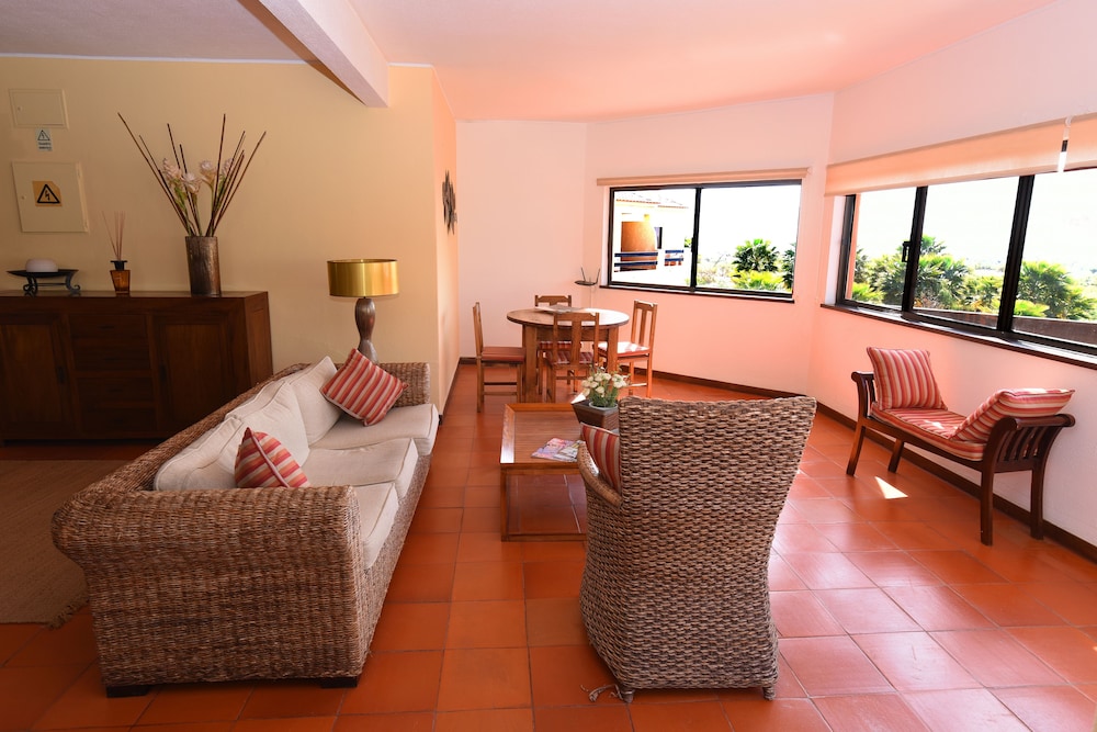 

Milano - Castro Marim - Praia da Lota Resort – Beachfront Hotel