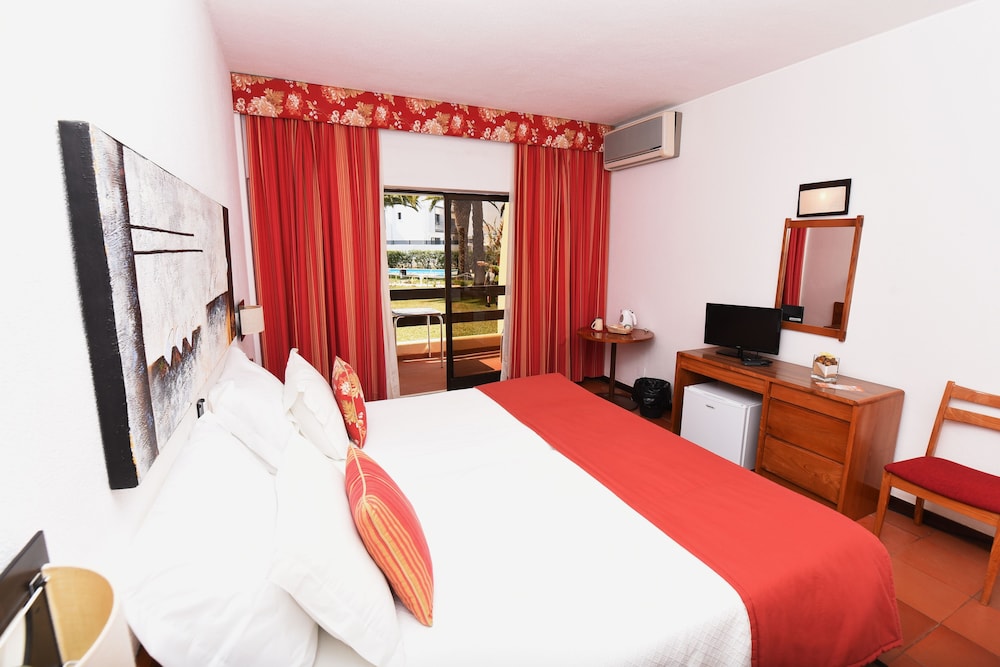 

Milano - Monte Gordo - Praia da Lota Resort – Beachfront Hotel