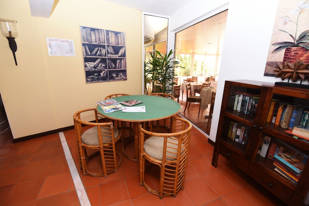 

Bologna - Altura - Praia da Lota Resort – Beachfront Hotel