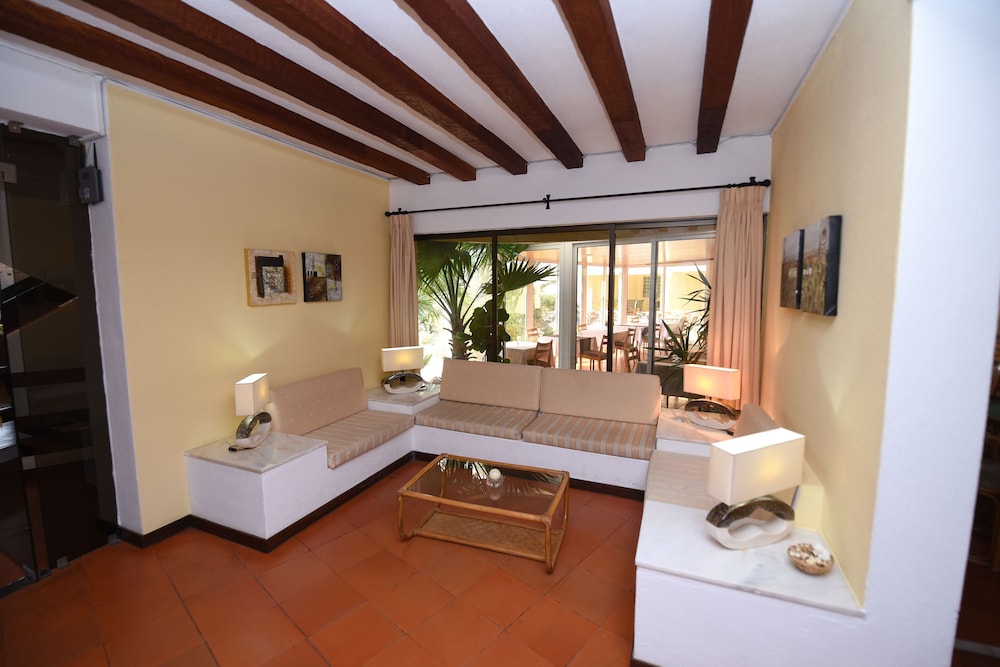 

Venezia - Altura - Praia da Lota Resort – Beachfront Hotel
