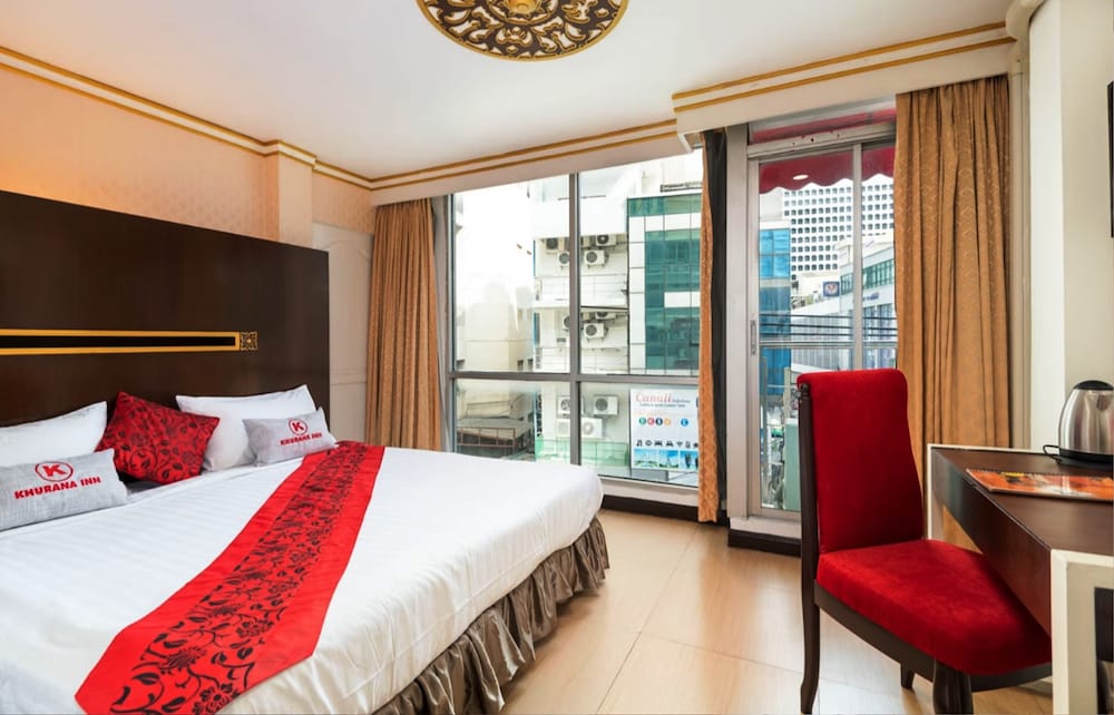 

Roma - Khao San - Khurana Inn