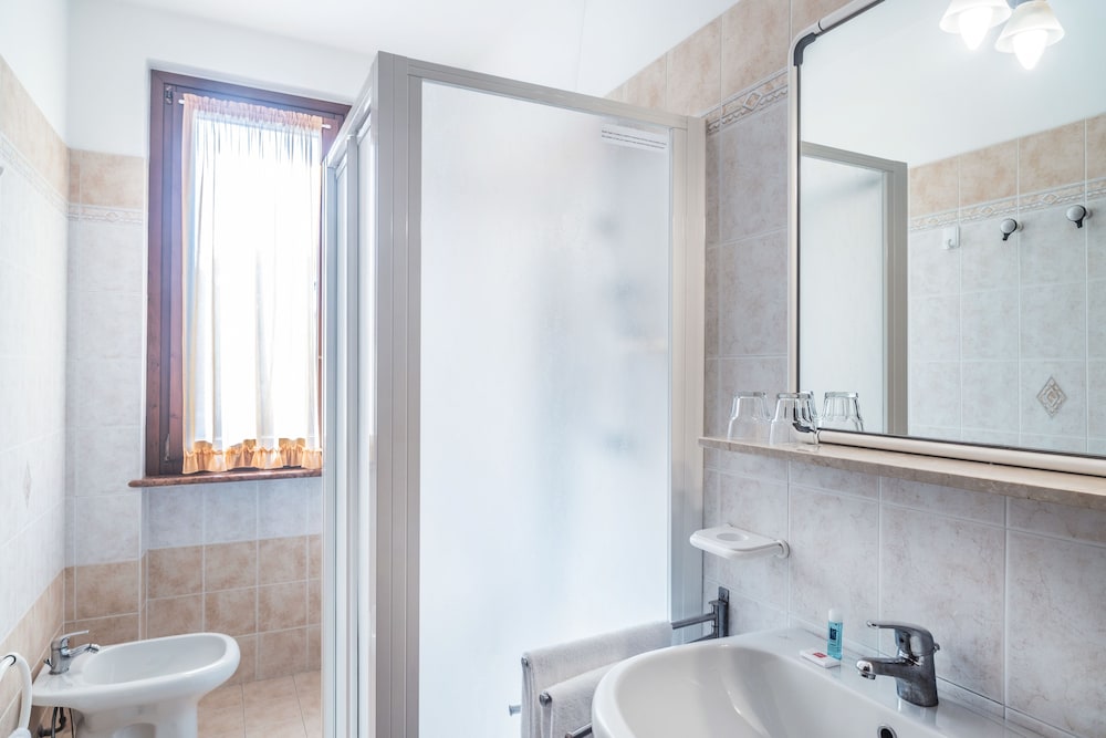

Milano - Peschiera del Garda - Residence Nuove Terme