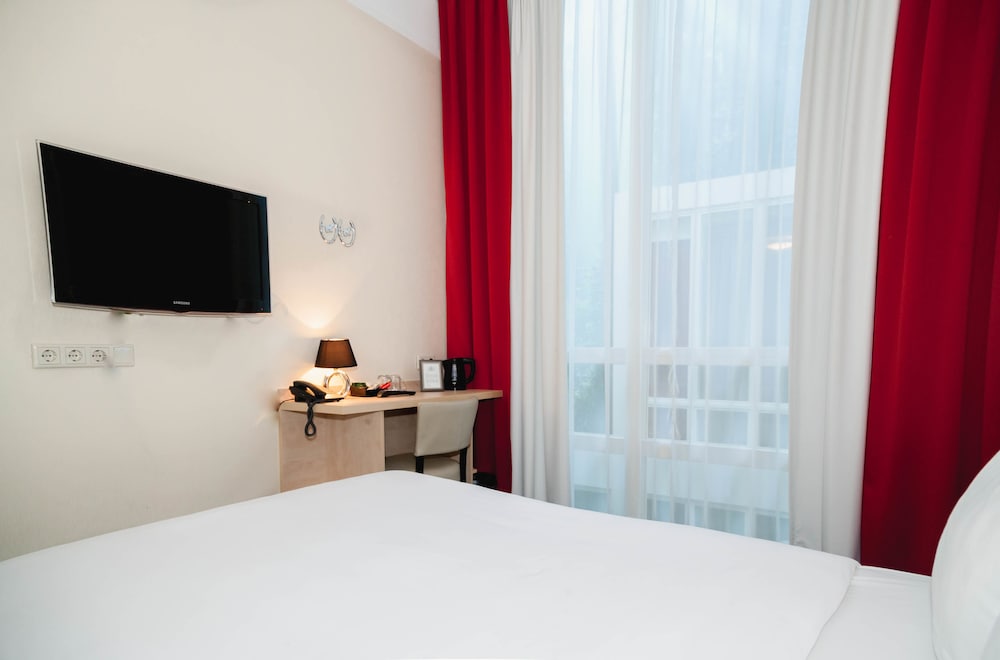 

Palermo - Schiphol - Hotel Iron Horse