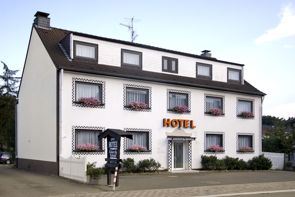 

Lamezia Terme - Colonia - Hotel Kölner Hof Refrath