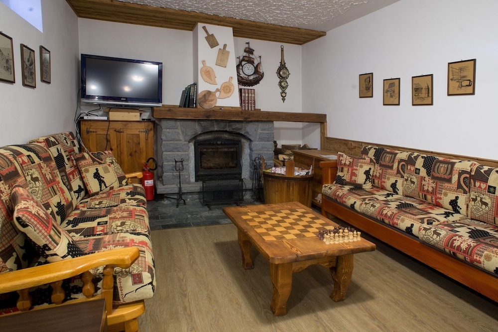 

Milano - Champoluc - Albergo Punta Zerbion