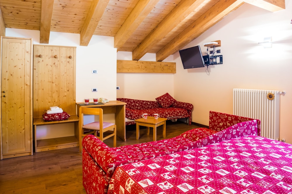 

Roma - Champoluc - Albergo Punta Zerbion