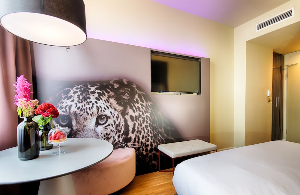 

Bologna - Mannheim - NYX Hotel Mannheim by Leonardo Hotels