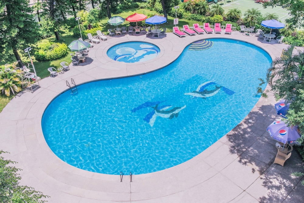 

Milano - Lantau Island - Silvermine Beach Resort