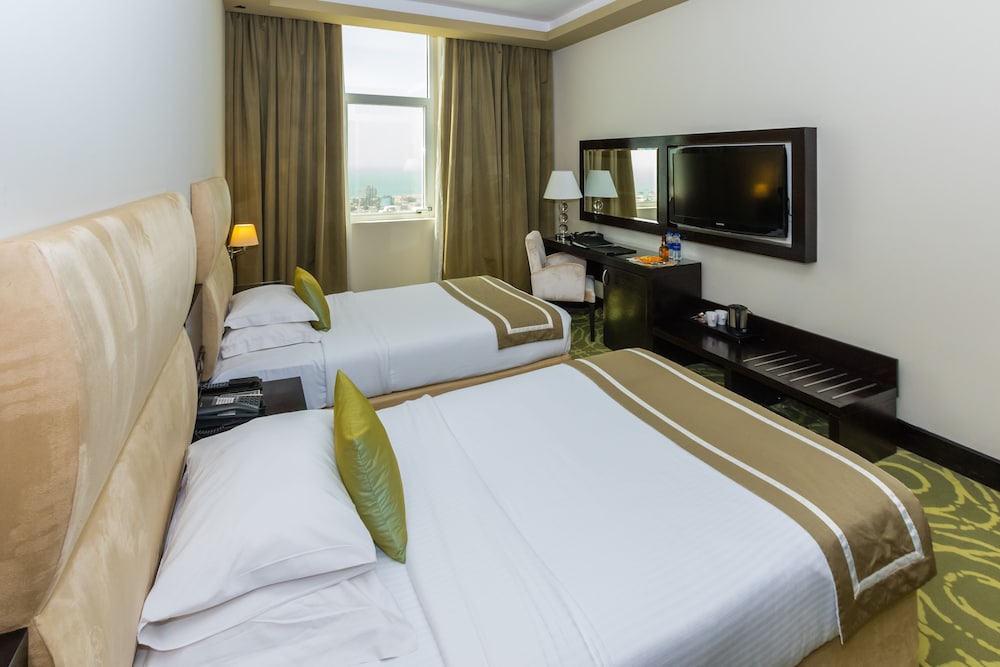 

Roma - Ras Al Khaimah - Mangrove Hotel