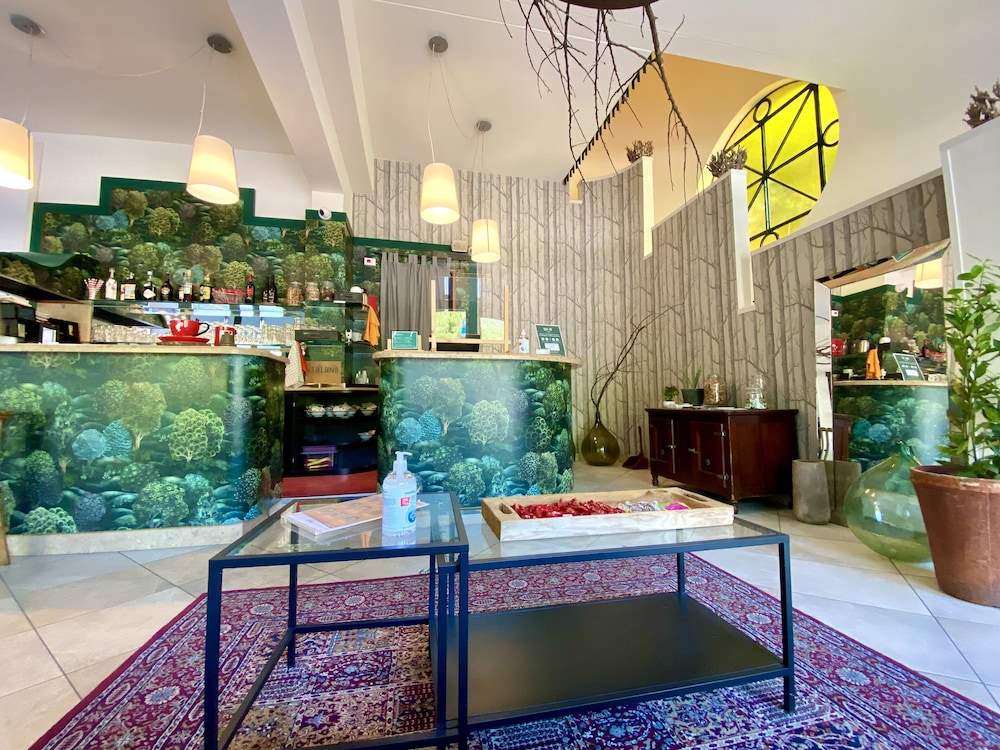 

Cagliari - Toscolano Maderno - Ennesima Osteria con Alloggio - Bike Hotel