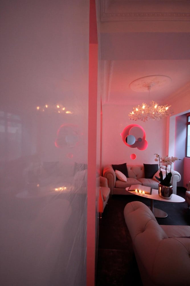 

Pisa - Clichy - Hôtel Lumières Montmartre Paris