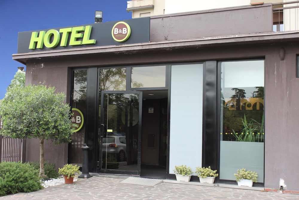 

Palermo - Firenze - B&B Hotel Firenze Novoli