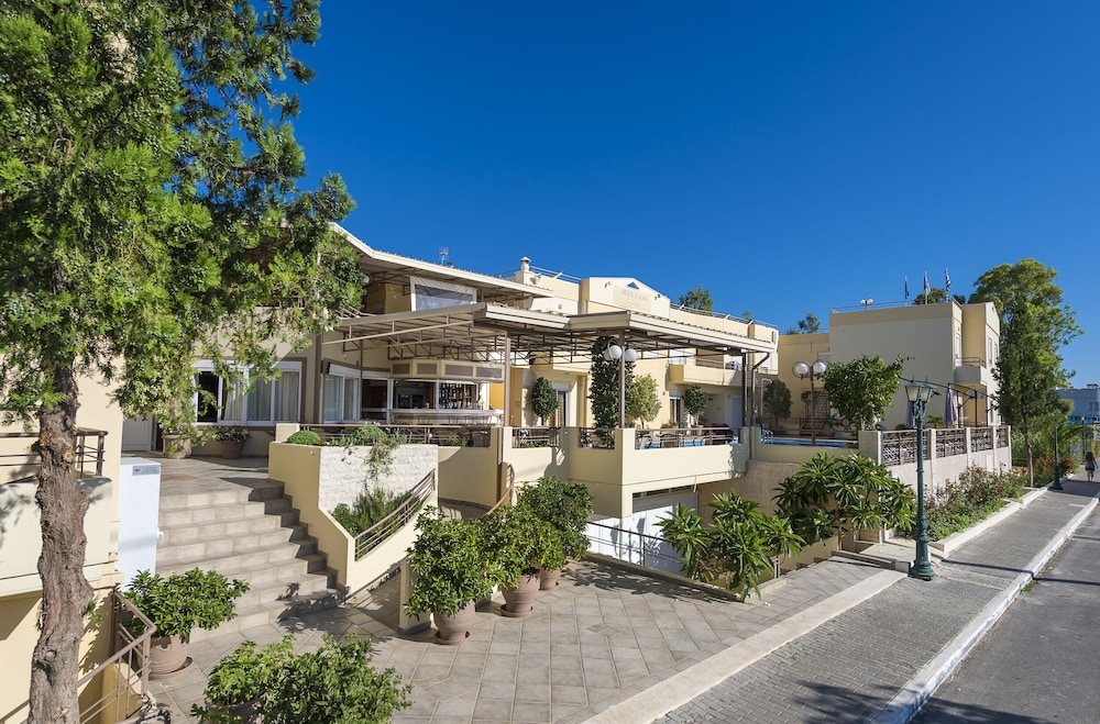 

Napoli - Chania - Veronica Hotel
