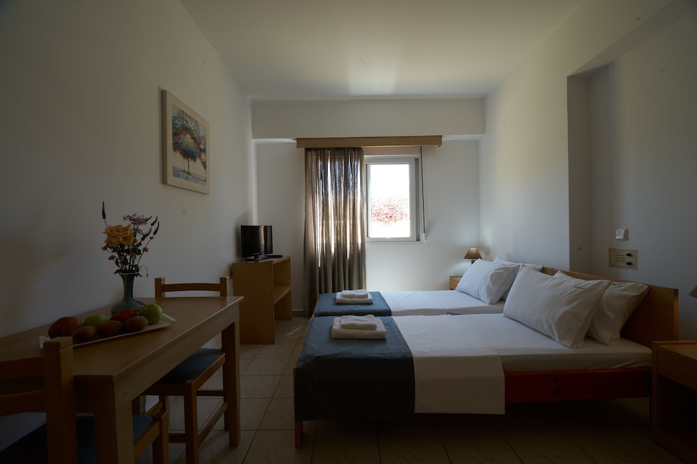 

Napoli - Chania - Veronica Hotel