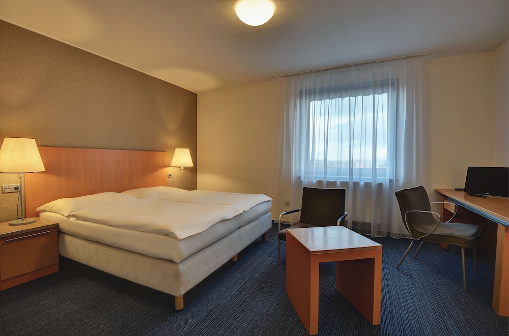 

Catania - Zdiby - Hotel Henrietta