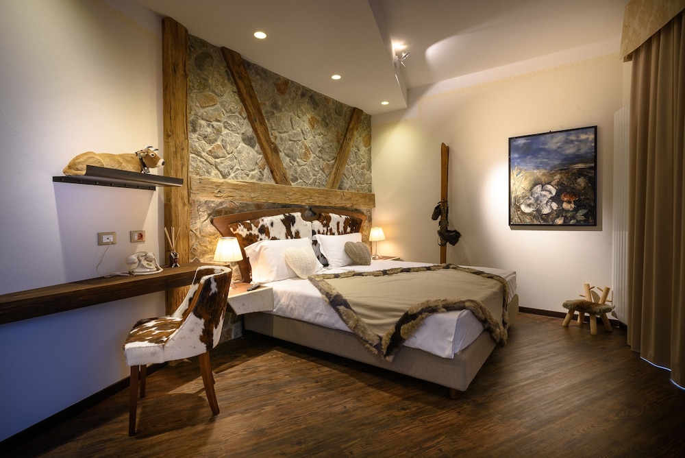 

Milano - Tirano - Hotel Corona