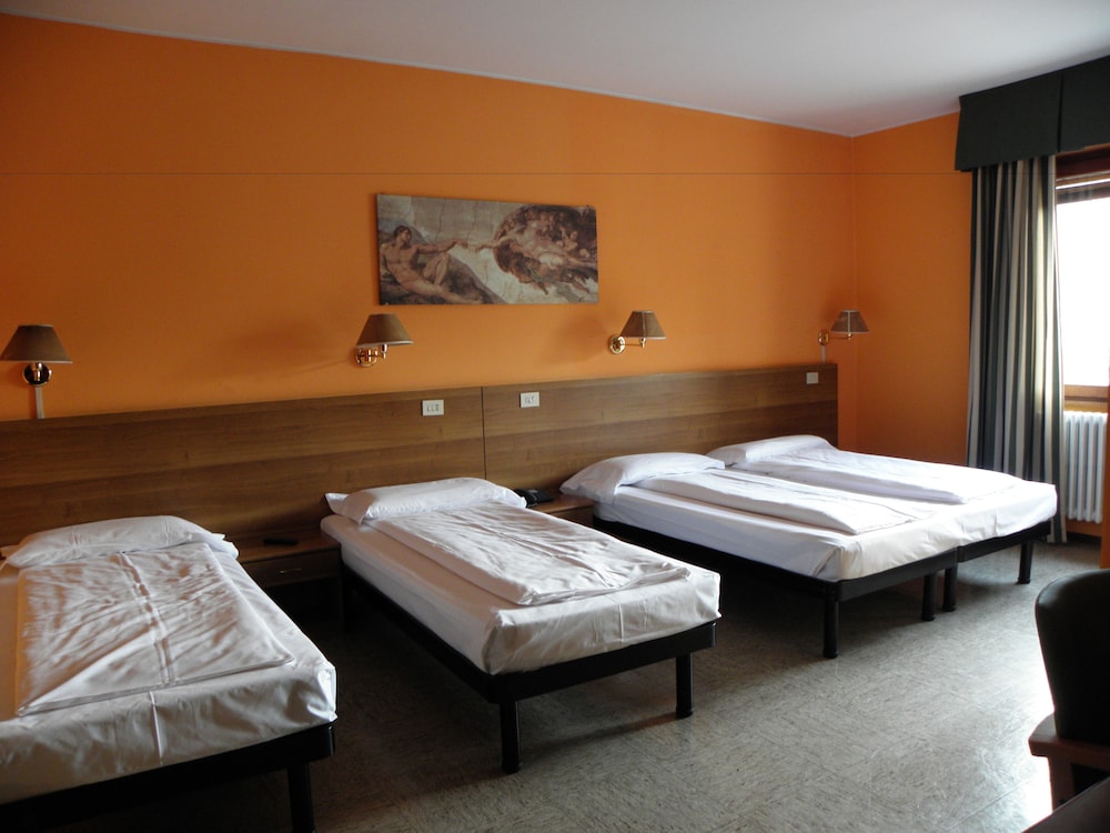 

Catania - Aprica - Hotel Corona