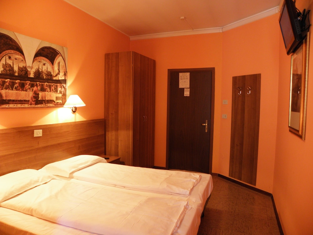 

Milano - Alta Valtellina, Montagna Italia - Hotel Corona