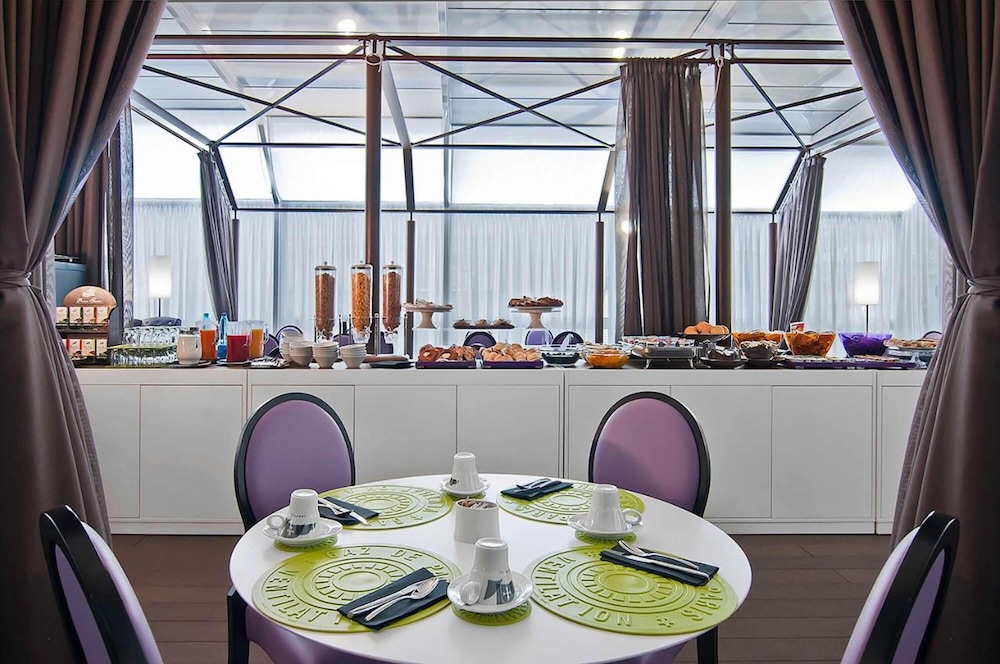 

Catania - Mostacciano - Hotel Caravel