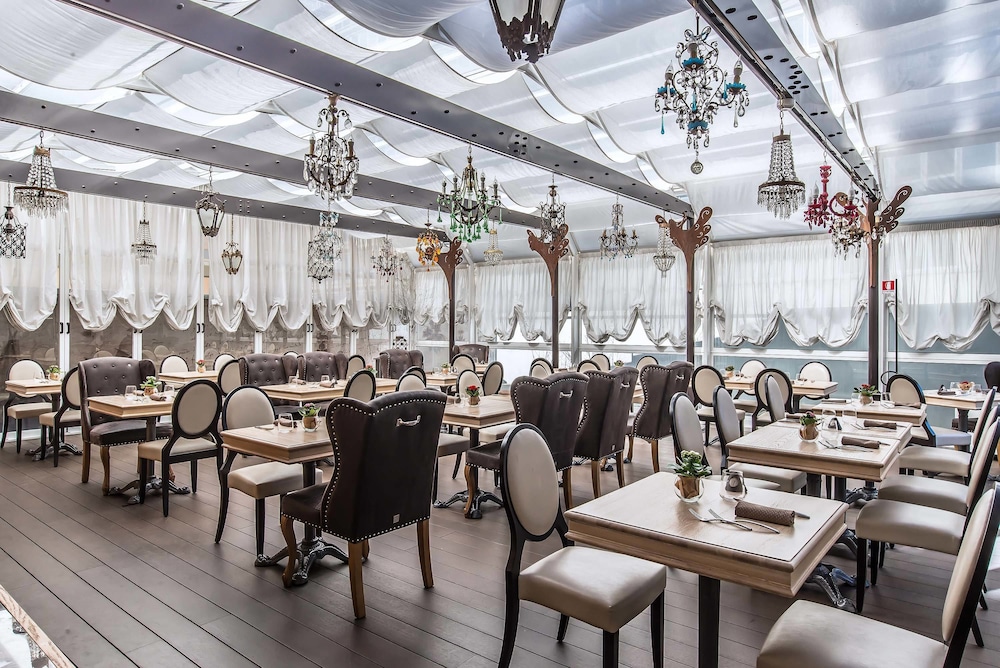 

Bari - Mostacciano - Hotel Caravel