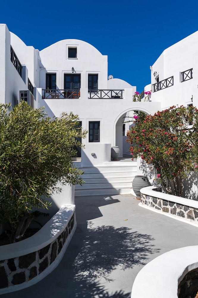 

Palermo - Santorini, Isole Greche - Soulis Hotel