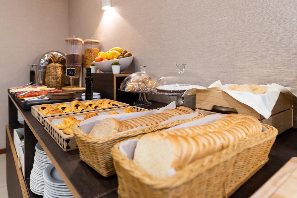 

Verona - Santiago de Compostela - Hotel Ciudad de Compostela