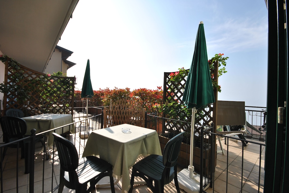 

Bologna - Gargnano - Hotel Gallo