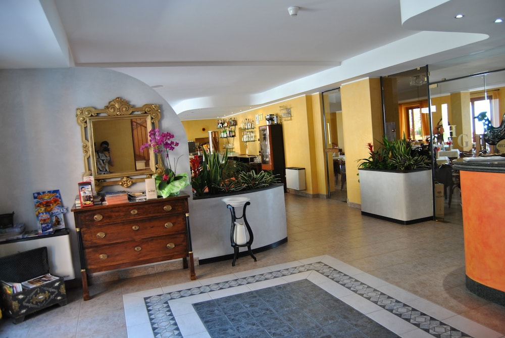 

Bari - Malcesine - Hotel Gallo