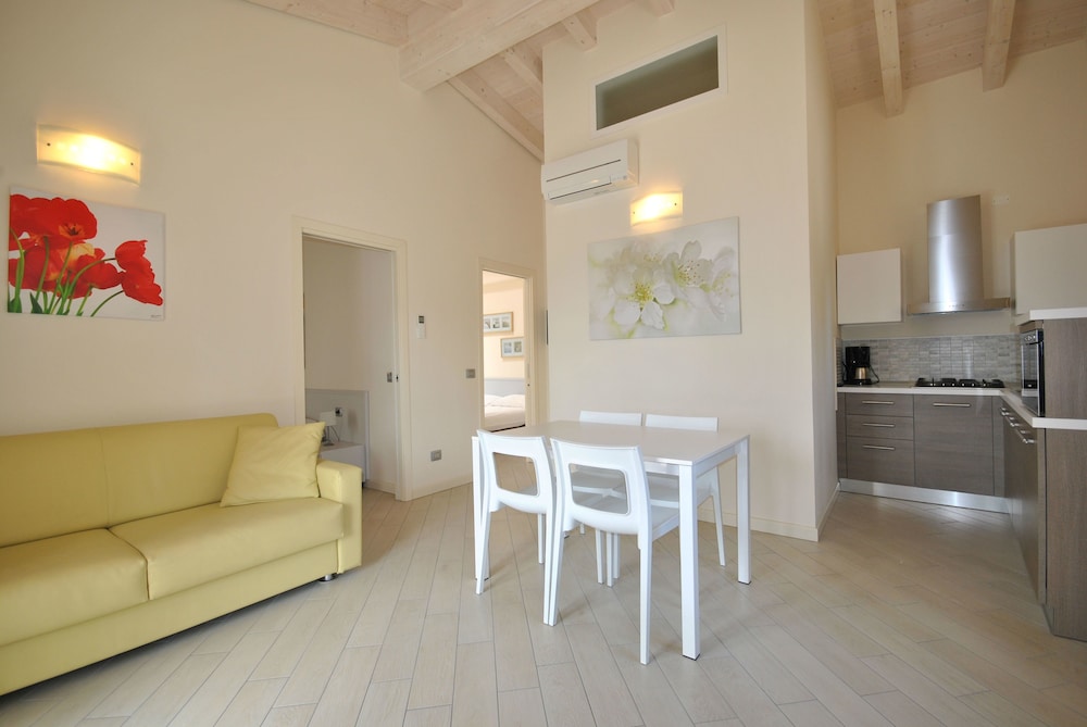 

Bologna - Gargnano - Hotel Gallo