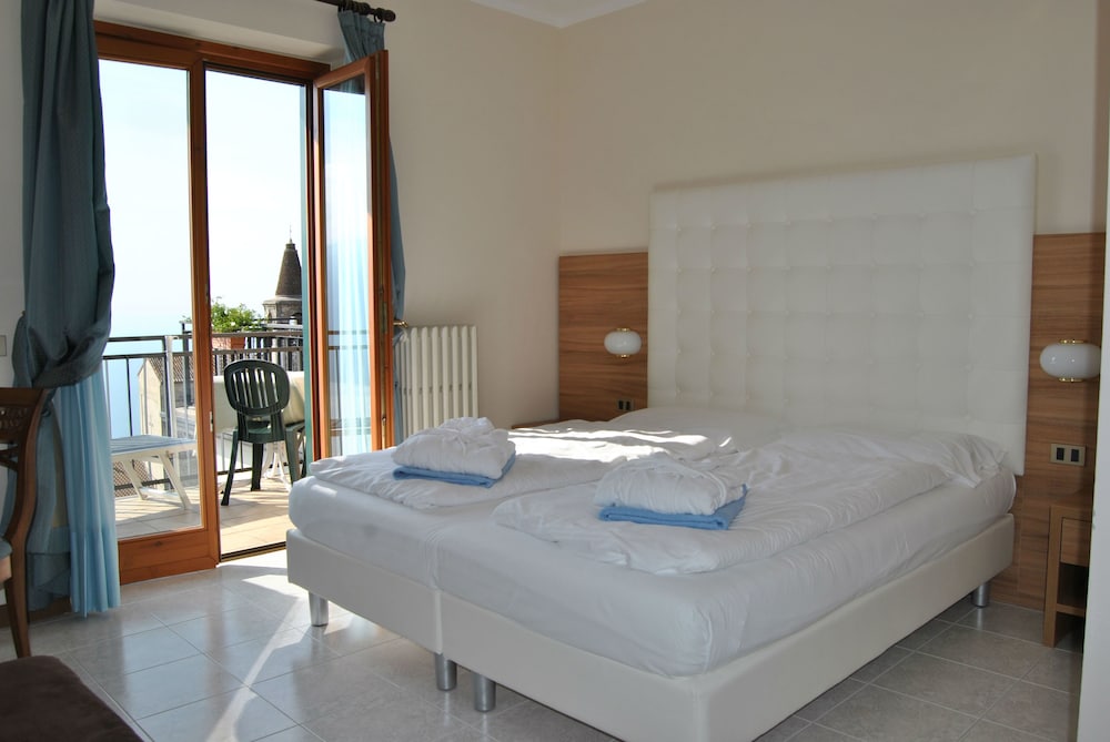 

Milano - Malcesine - Hotel Gallo
