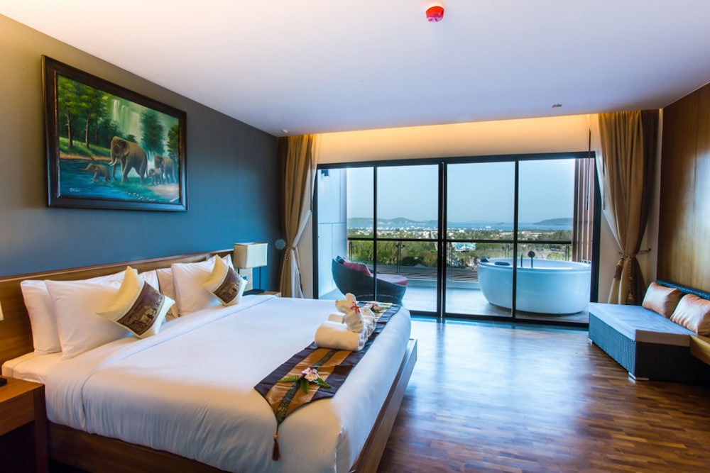 

Milano - Rawai - Chalong Chalet Resort & Longstay