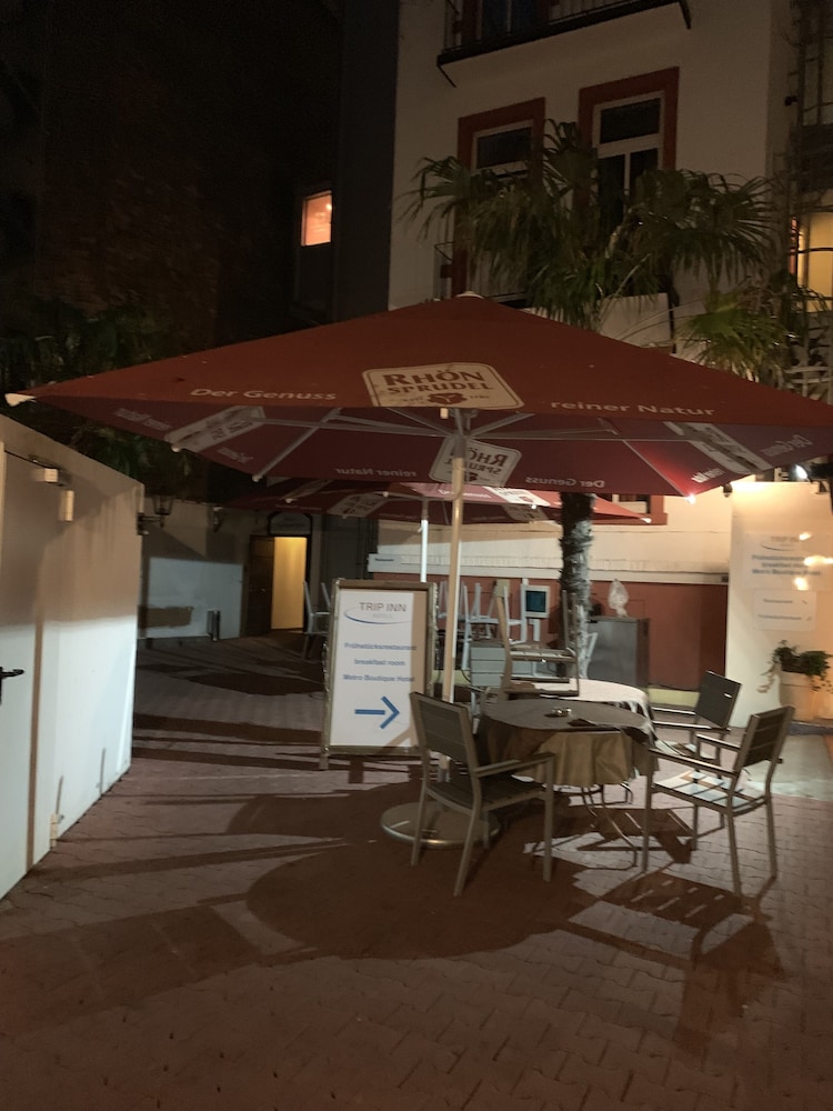 

Verona - Francoforte sul Meno - Hotel Little Paris