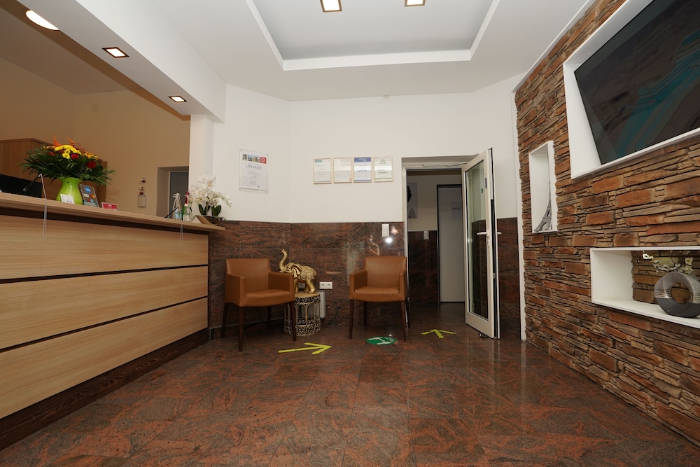 

Milano - Offenbach - Hotel Little Paris