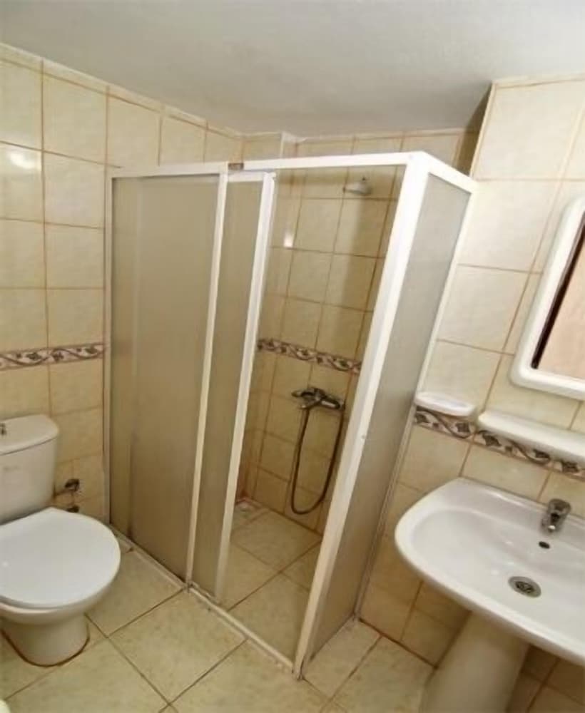 

Bologna - Alanya - Kleopatra Bebek Hotel