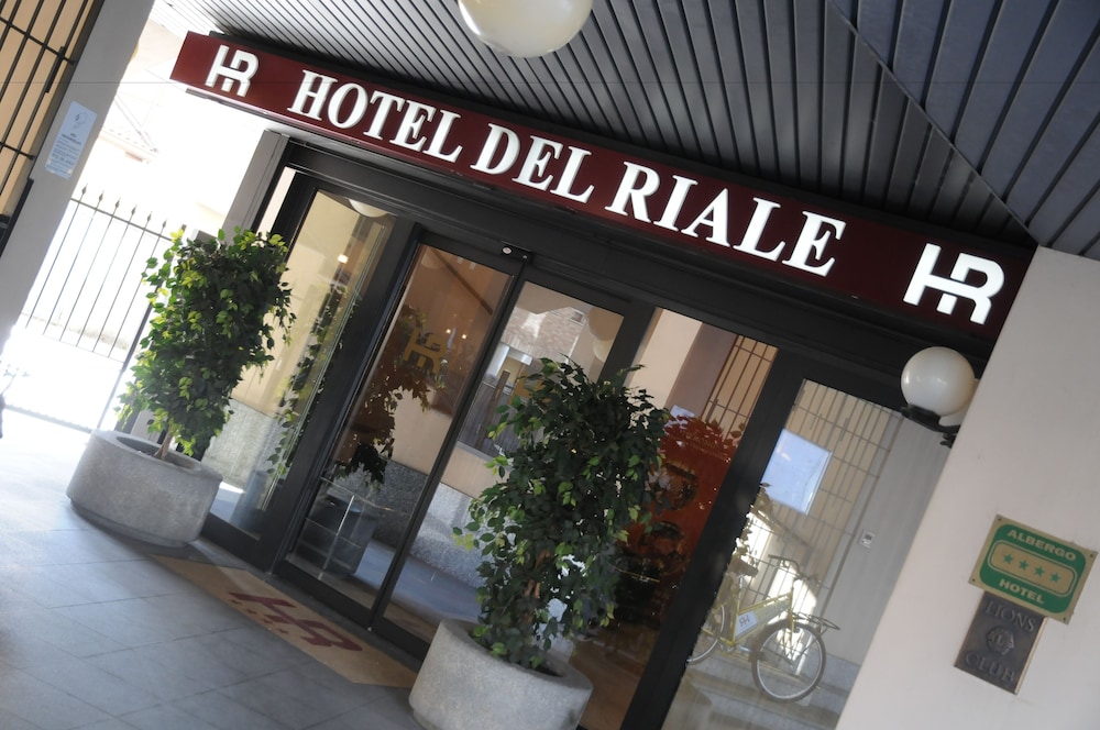 

Catania - Legnano - Hotel Del Riale
