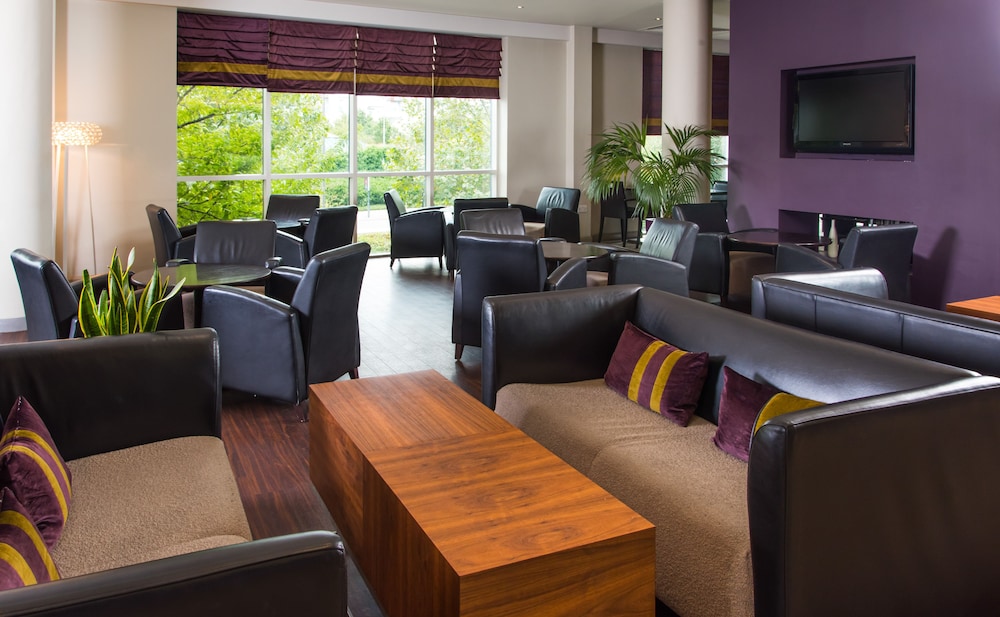 

Pisa - Eltham - Holiday Inn Express London - Greenwich