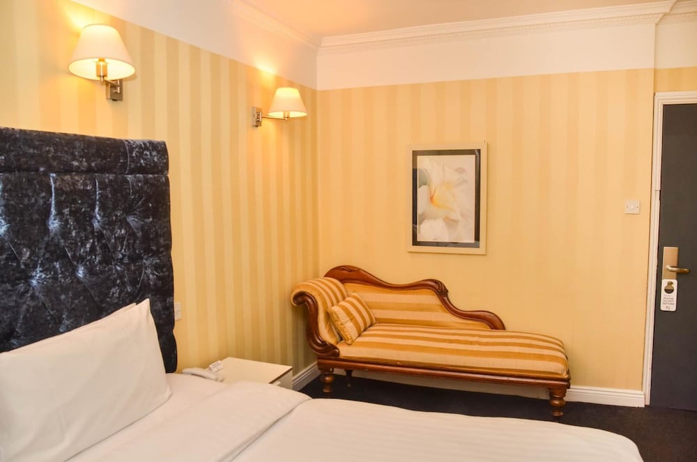 

Venezia - Dublino - Hotel St George by Nina