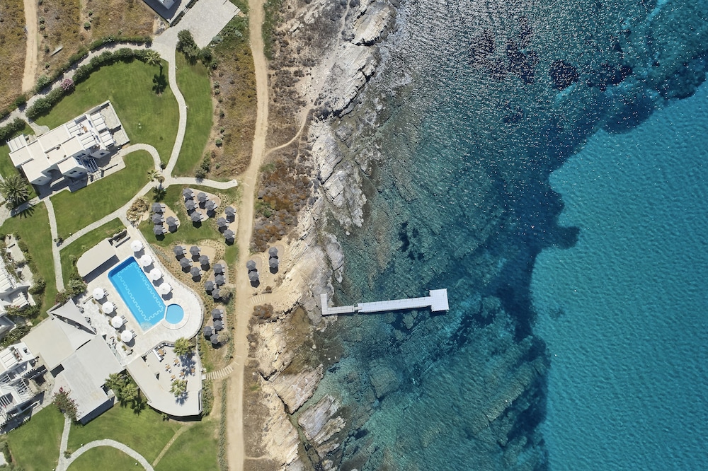 

Firenze - Logaras - Poseidon of Paros Hotel & Spa