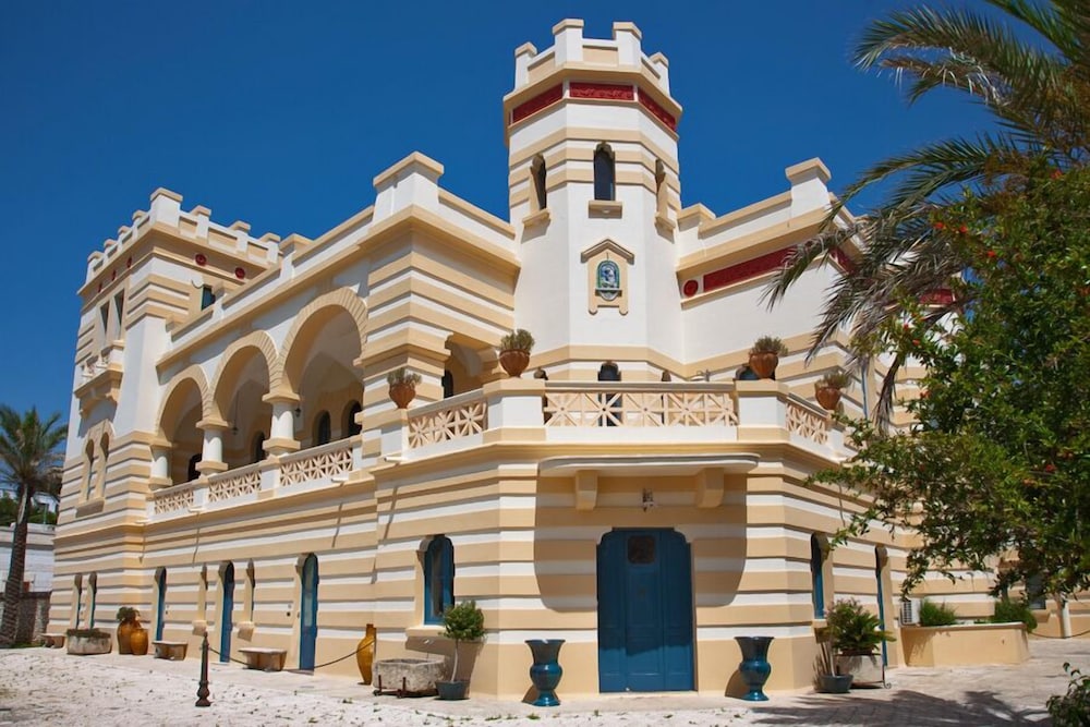

Milano - Castro di Lecce - Villa Raffaella