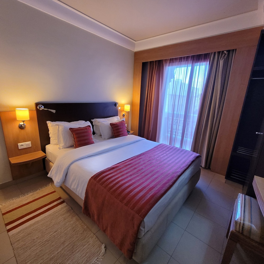 

Bologna - Tunisi - Hotel Tiba