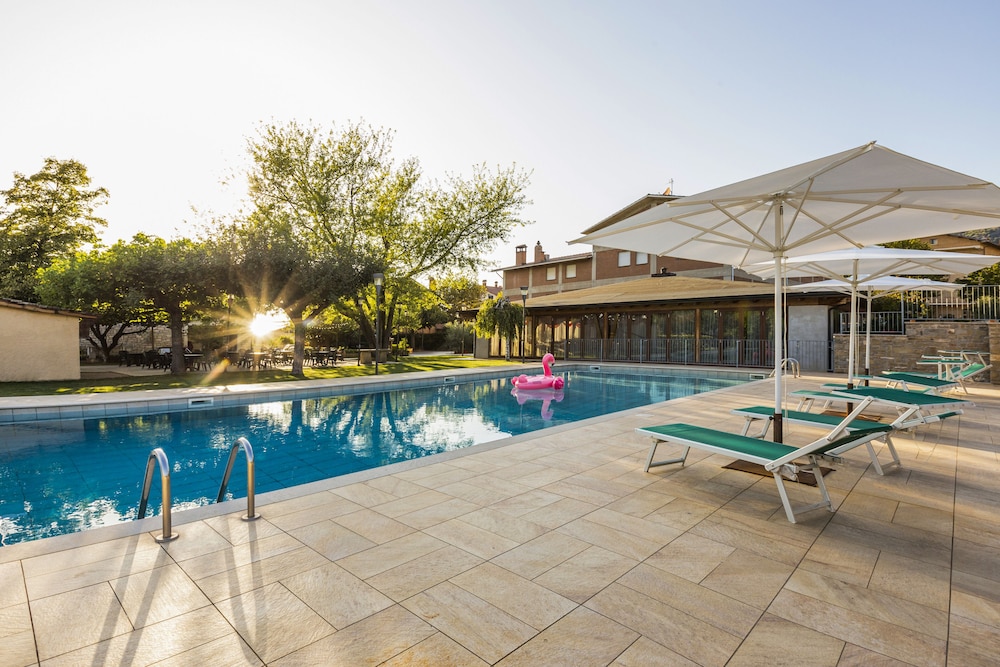 

Milano - Umbria, Italia - Catignano Hotel