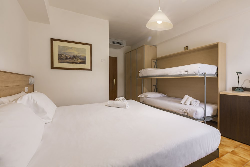 

Bari - Gubbio - Catignano Hotel Ristorante